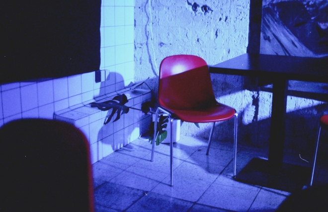 39 Border Collapse, Hranice, Karnola